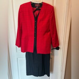 ❤️ Vintage 2-Piece Power Suit – Red Windowpane Jacket + Black Skirt – Size 12/10